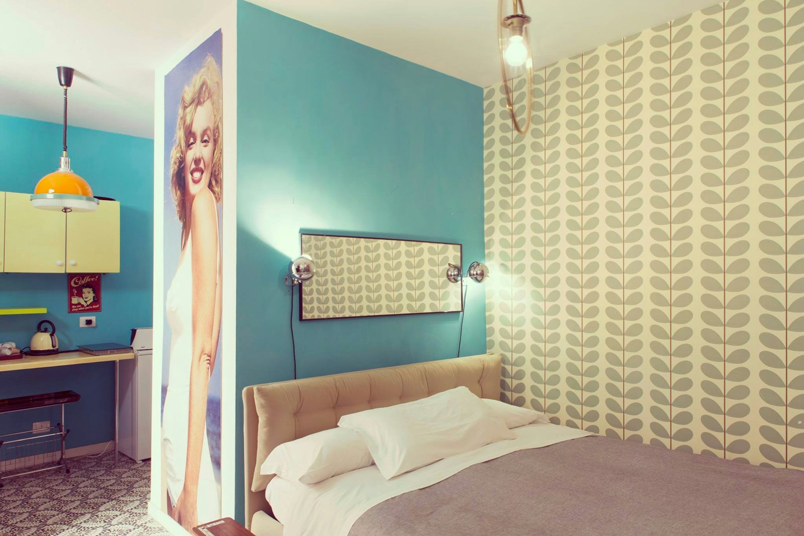 hotel room at Retrome