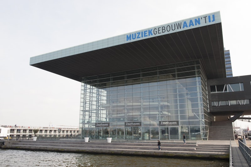 Muziekgebouw aan 't IJ in Amsterdam