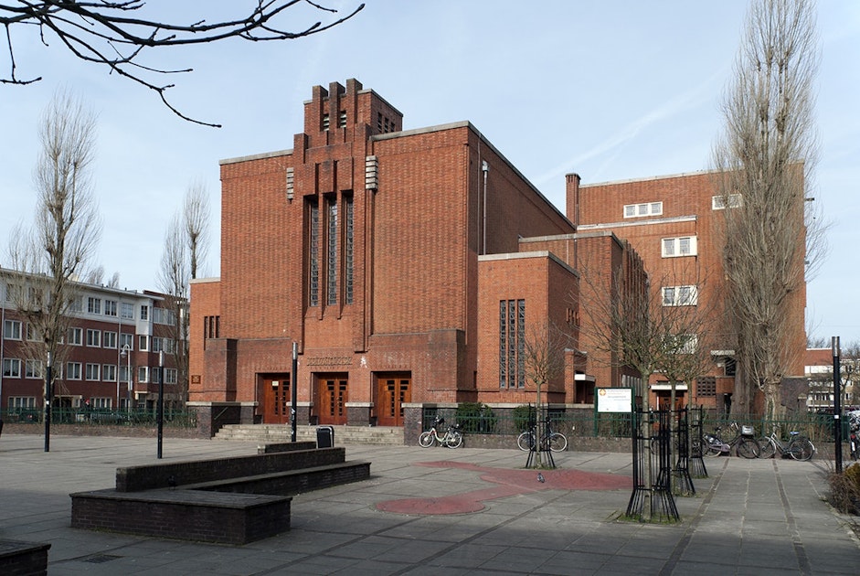 The 5 most iconic Amsterdam School buildings in Amsterdam | The 500