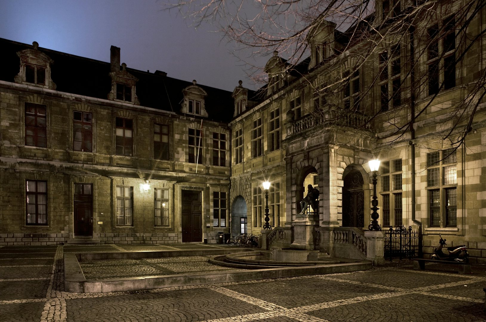 Hendrik Conscienceplein in Antwerp