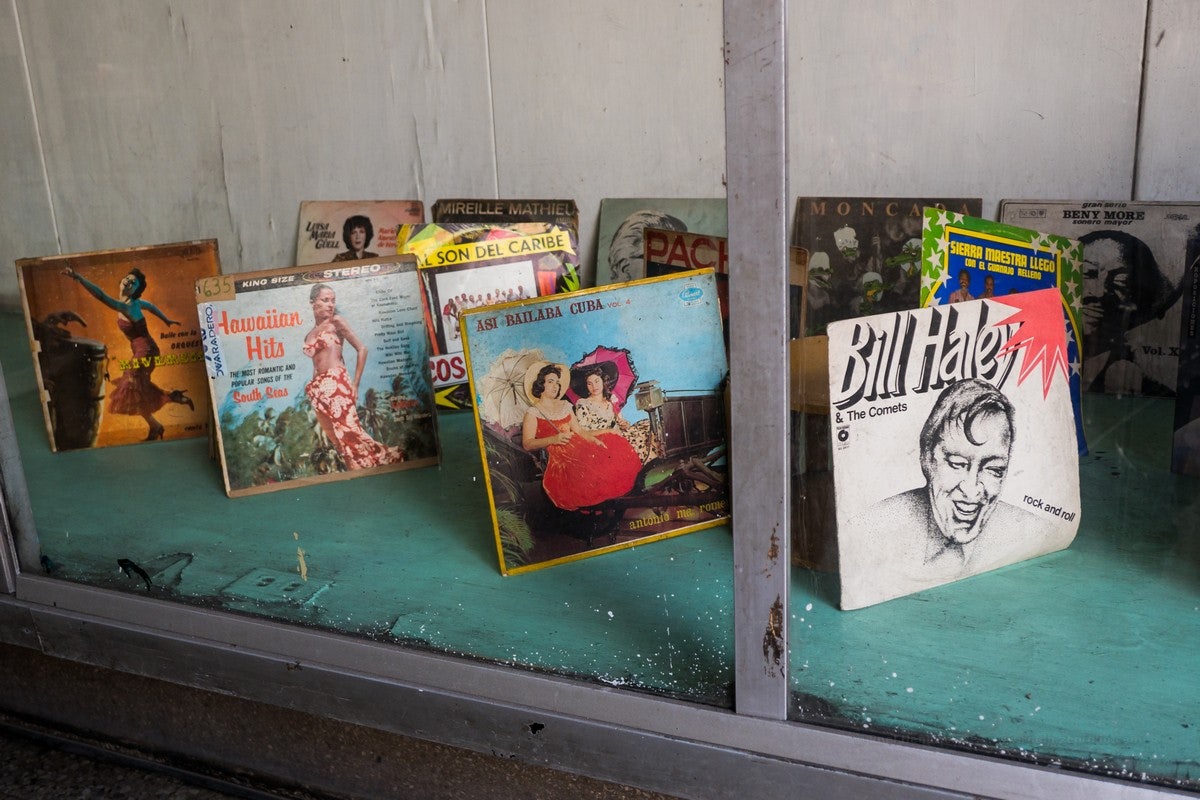 vintage vinyl records at Seriosha Havana