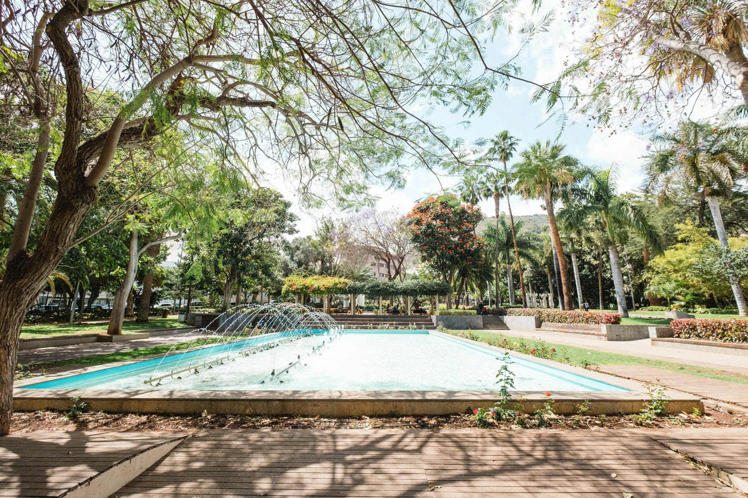 a large fountain at the Parque Garcia Sanabria