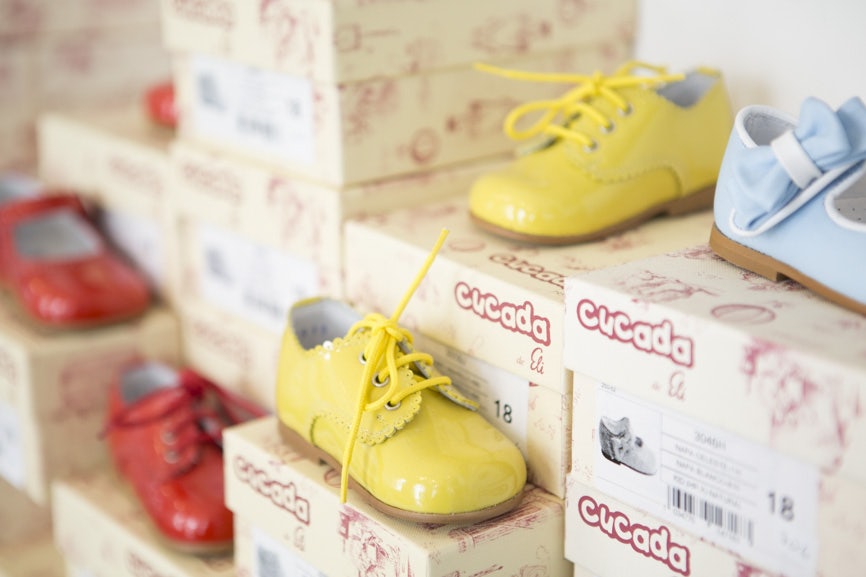 shoes for children at Aap. Noot. Mies. store