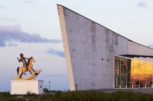 building ARKEN museum