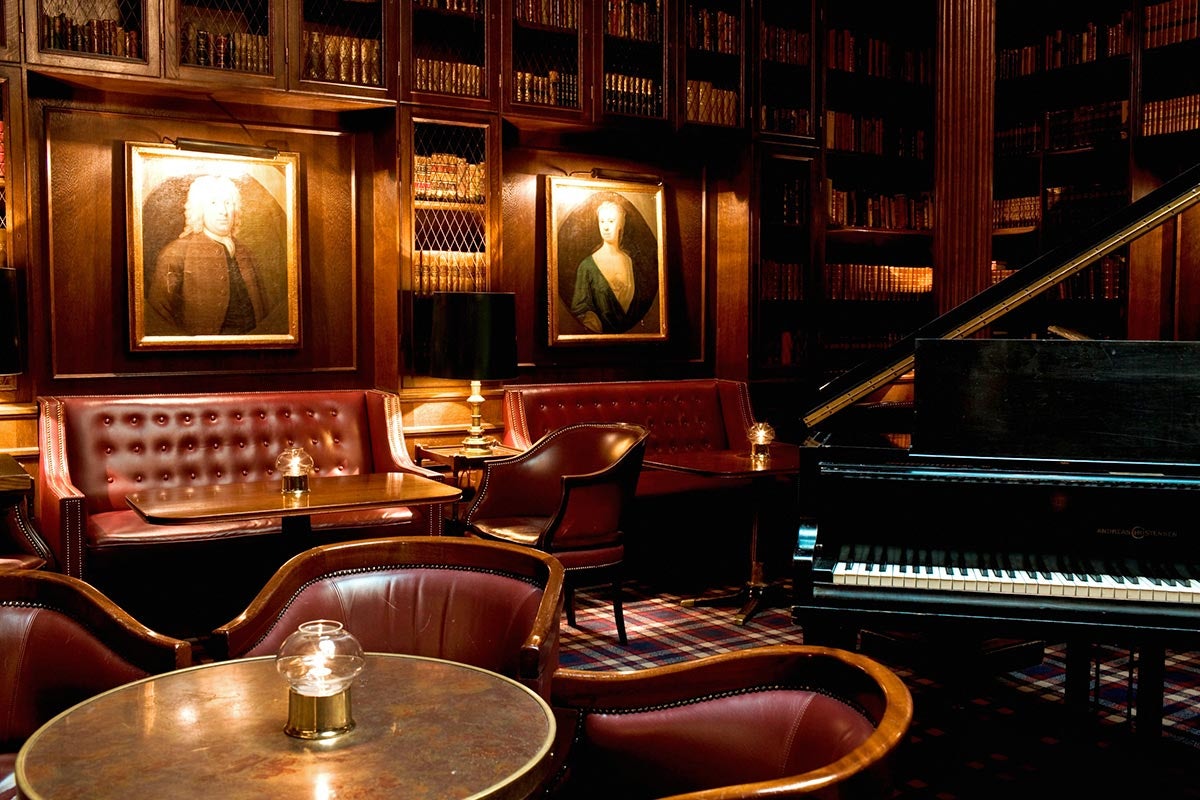 interior library bar