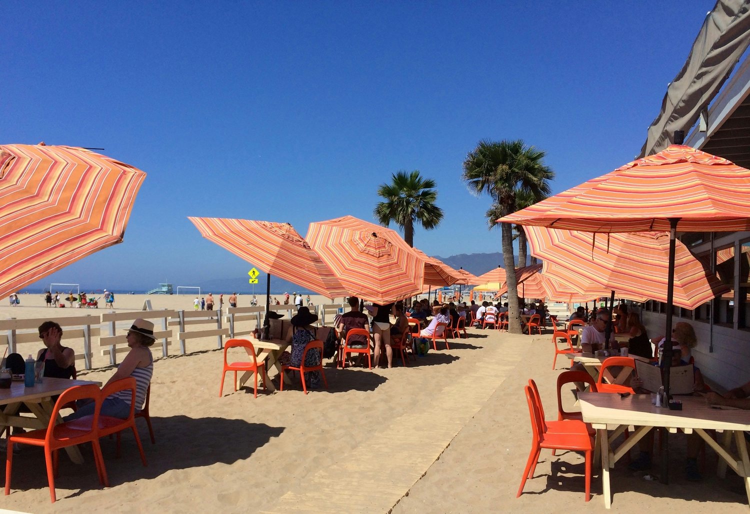 outside back on the beach café