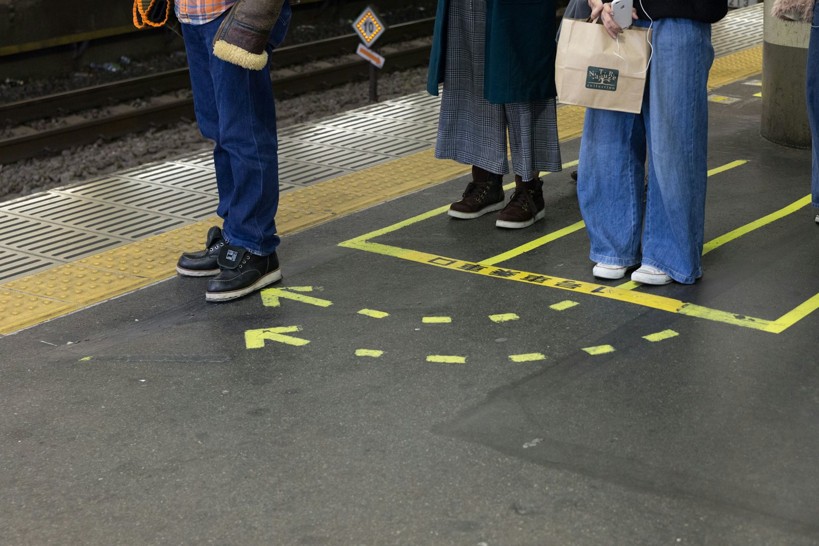 lines at the metro system in Tokyo