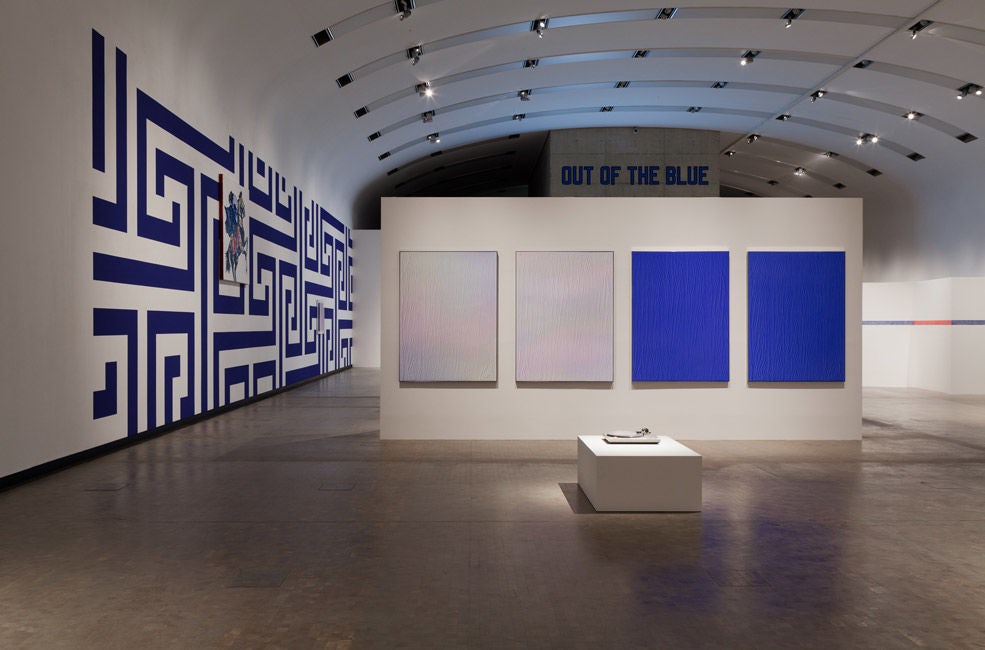 Blue and White contemporary art at the Kunsthalle Wien