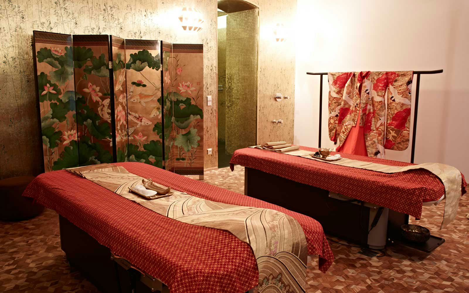 Dhevari Spa interior