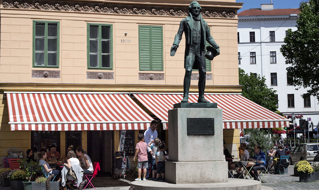 statue in front of Ramasuri's terrace in Vienna