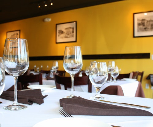 restaurant interior of the Osteria Vecchio Piemonte