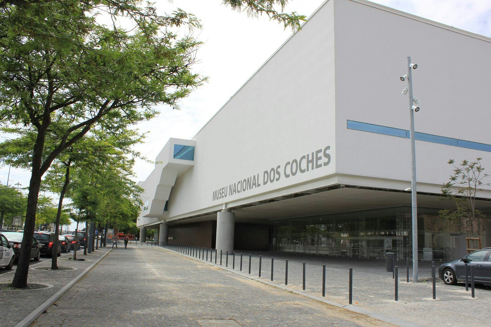 exterior and parking lot at the Museu dos Coches