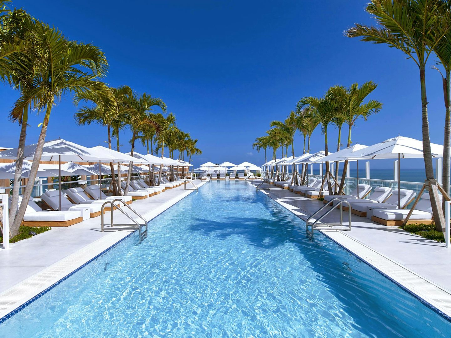 swimming pool of the 1 Hotel South Beach Miami