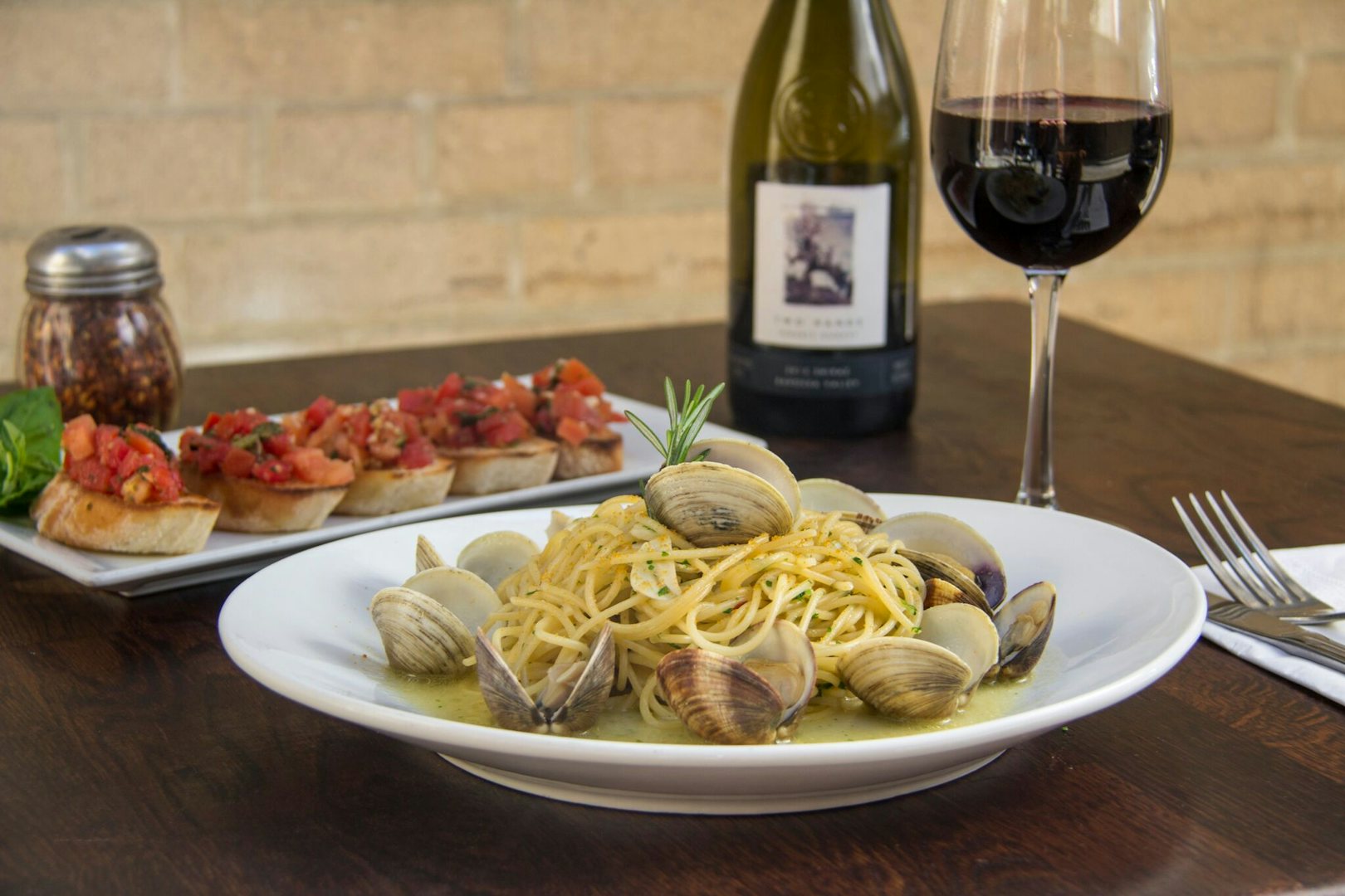 Bruschetta and Pasta alla Vongole from Ristorante Fratelli Milano