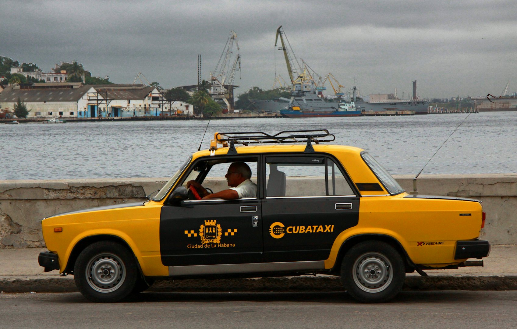 taxi in havana