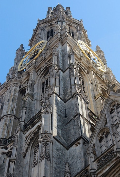 ground view of the Antwerp Cathedral tower
