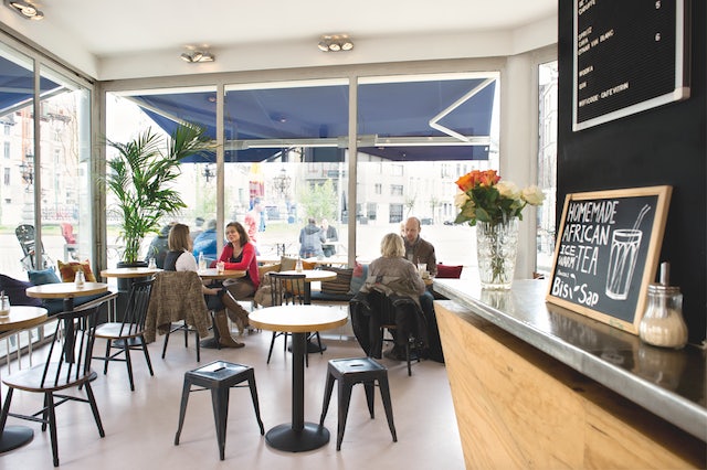 interior of bar Vitrin