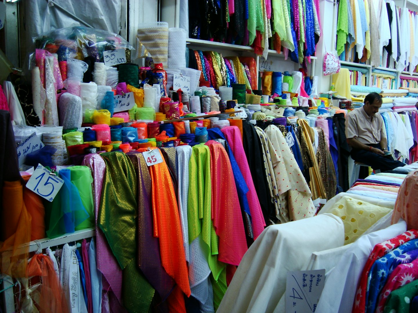 fabrics at Sampeng market