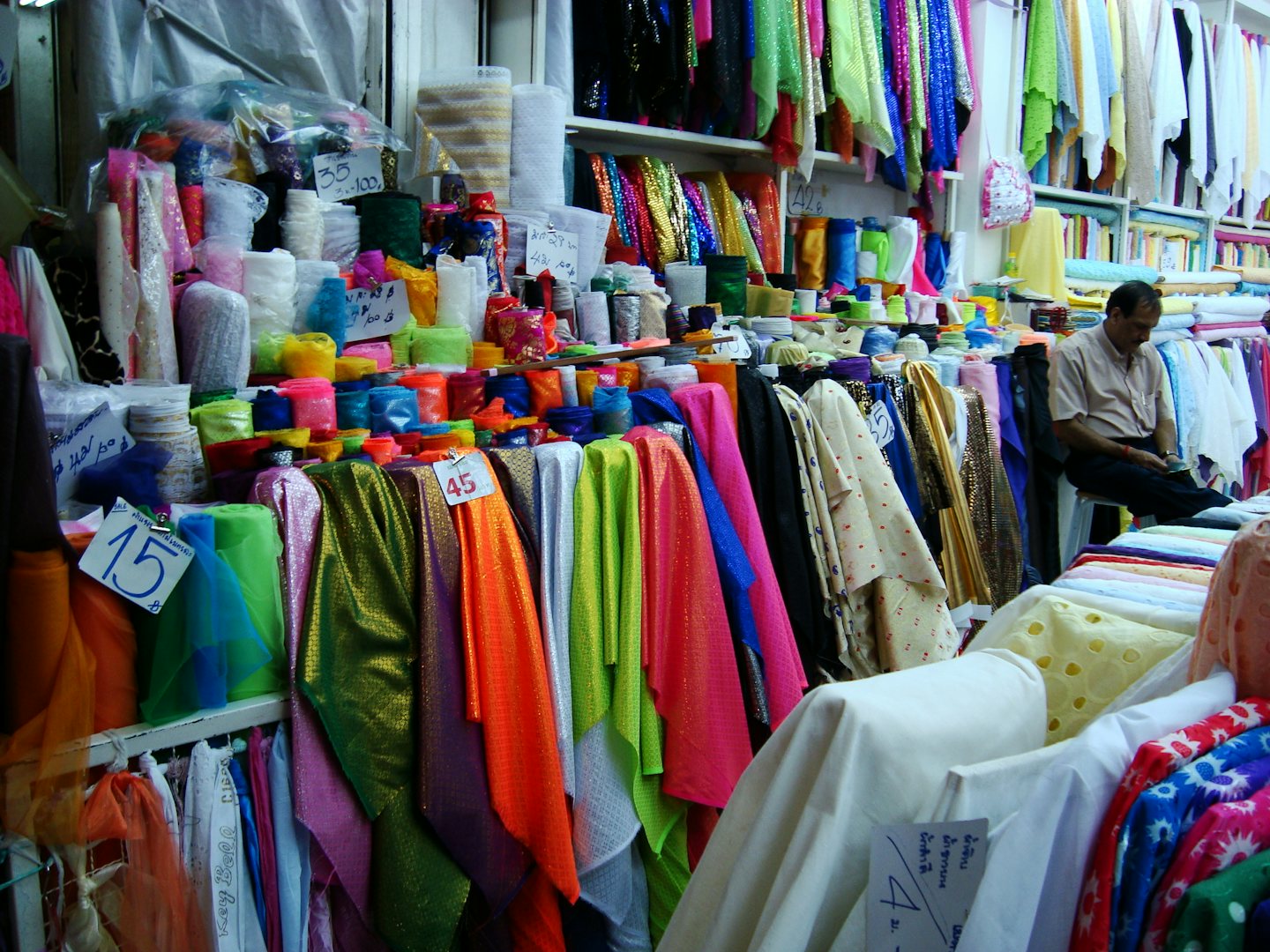 fabrics at Sampeng market