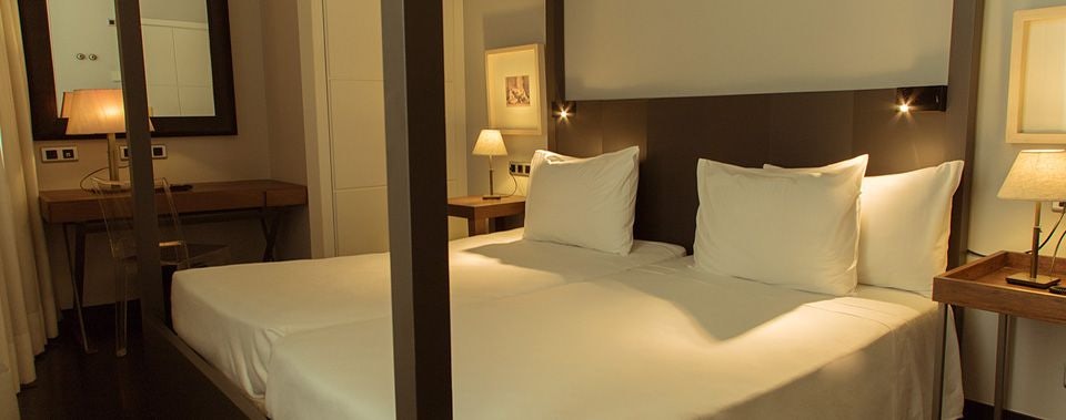 Banys Orientals room