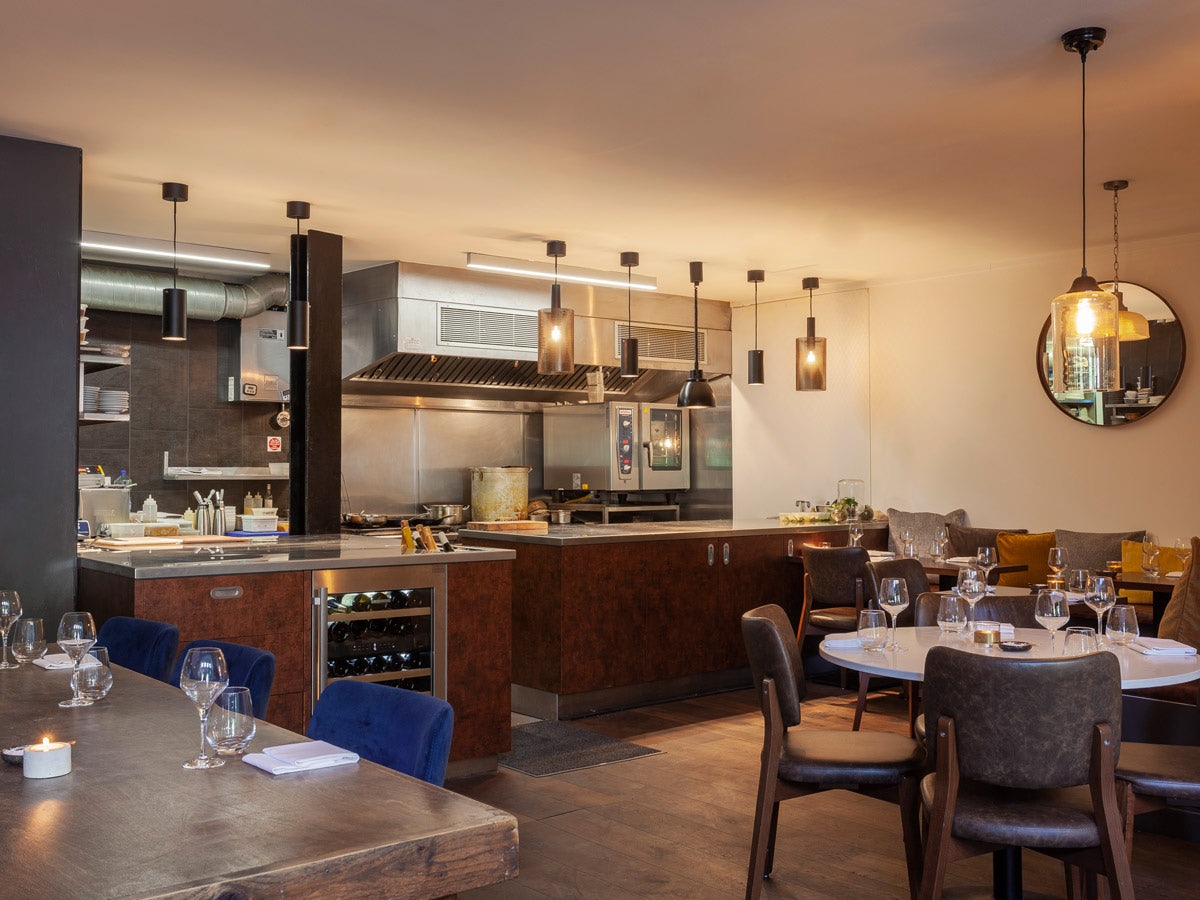 interior Forest Avenue restaurant