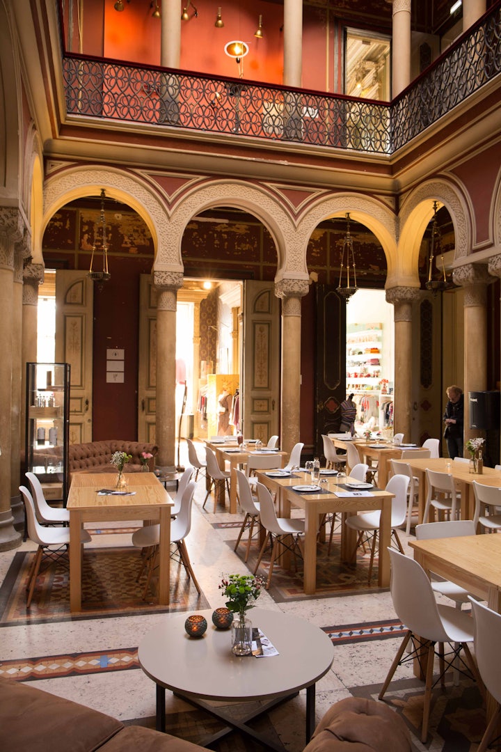 bar interior of Gin Lovers