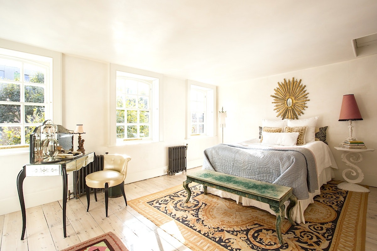 interior of a room at 40 Winks
