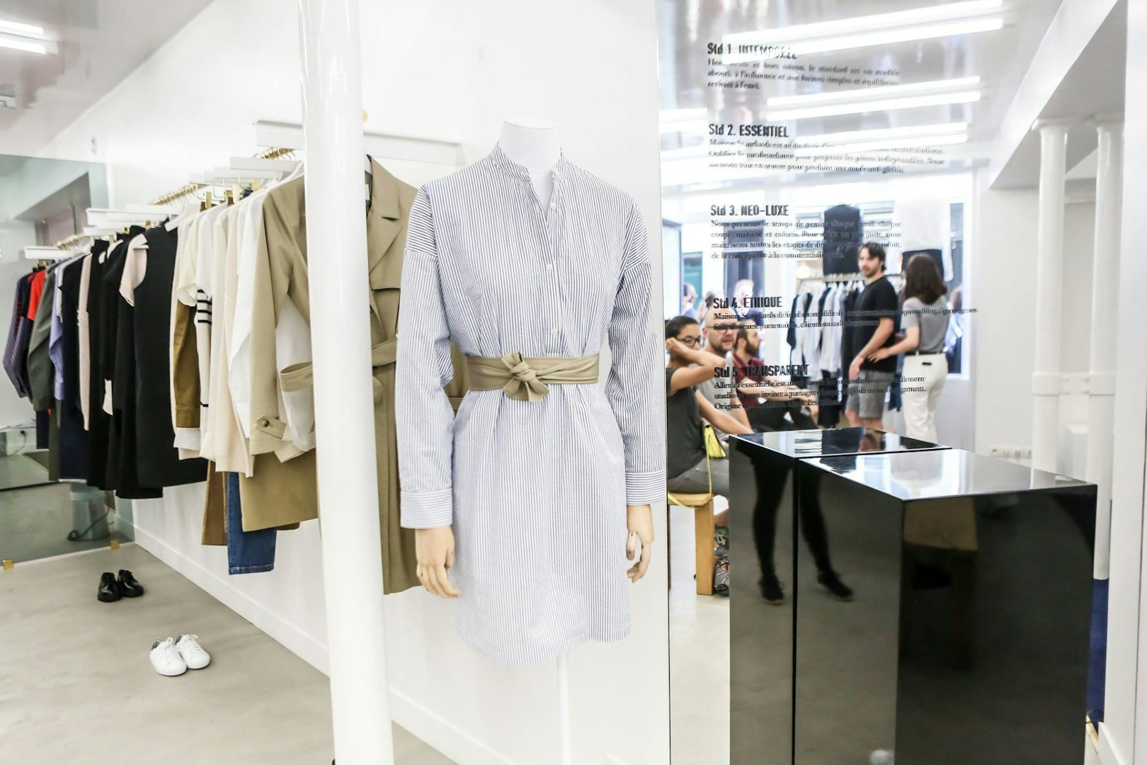 women's clothes at Maison Standards