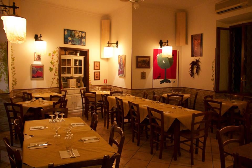 Interior of Dar Parucca restaurant