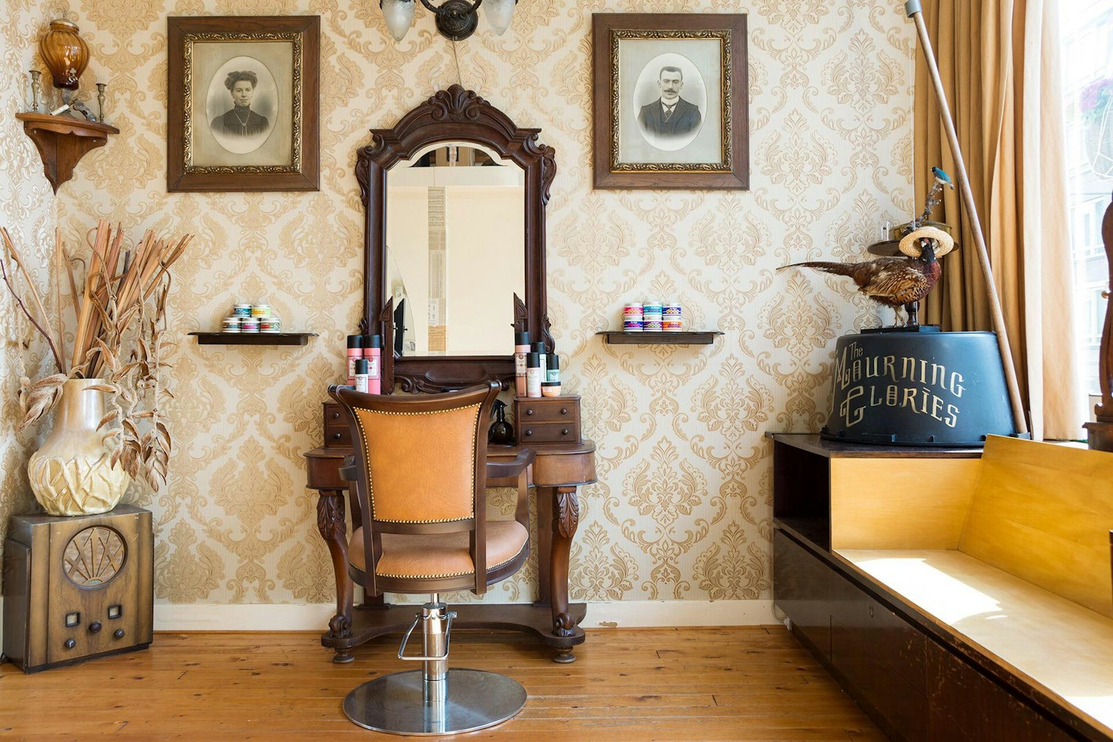 vintage interior of beauty parlour La Fee Verte