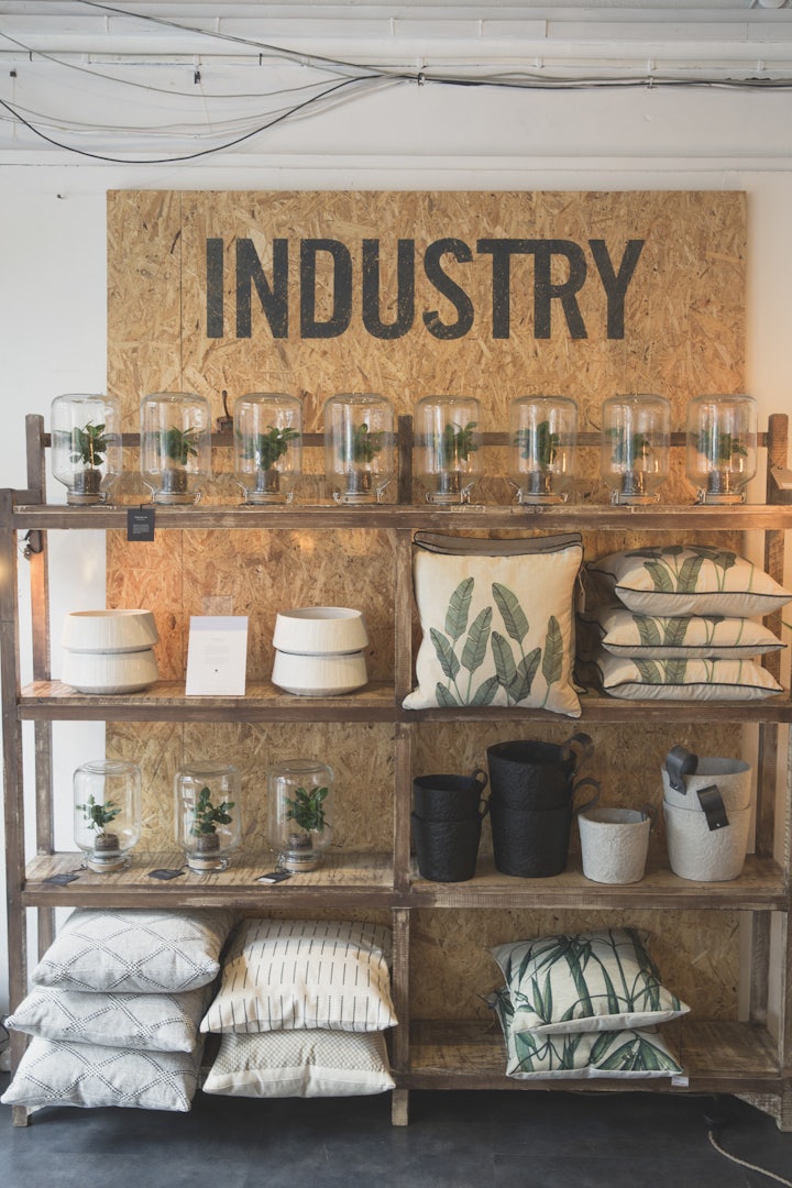 interior shop Industry & CO