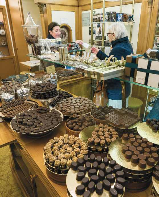 interior of Sweertvaegher Chocolaterie