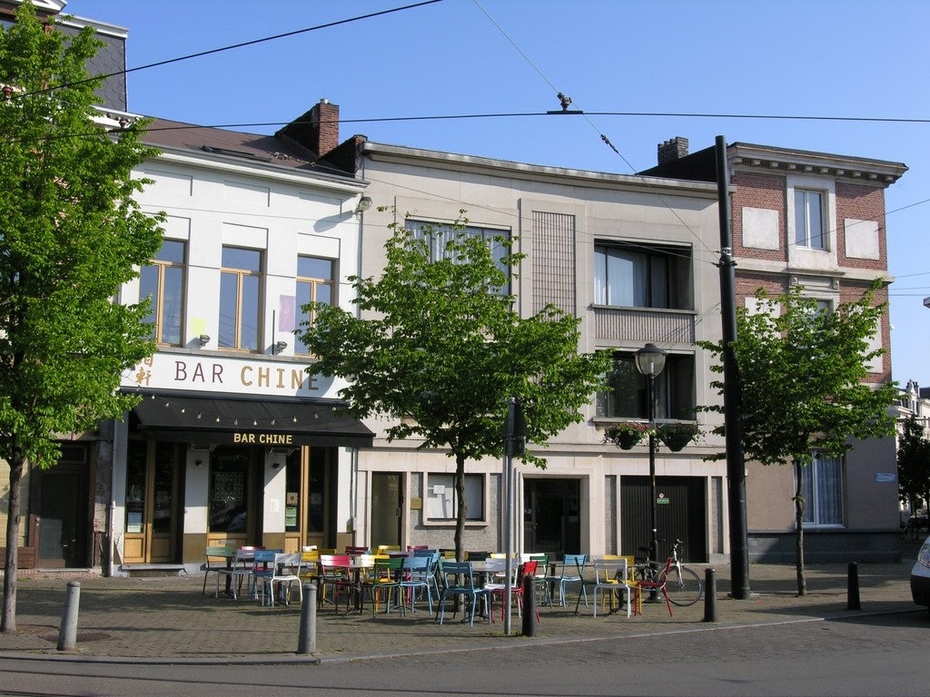 Bars at Draakplaats