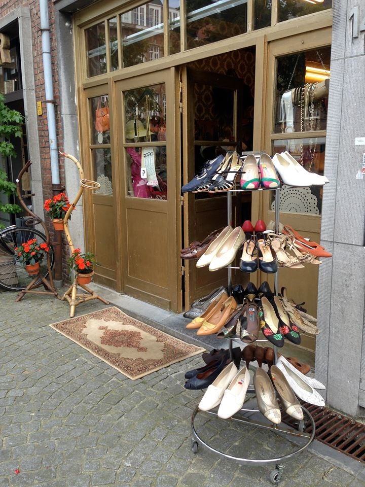 Vintage shoes displayed outside the shop My Ohm in Antwerp