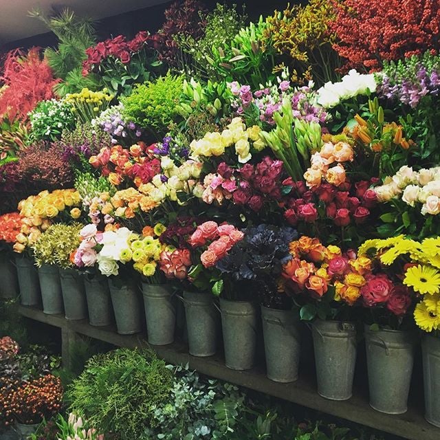 flowers at Flor Artes store