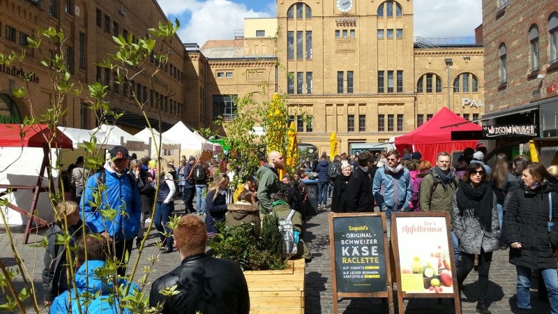 Street Food auf Achsen at the Kulturbrauerei