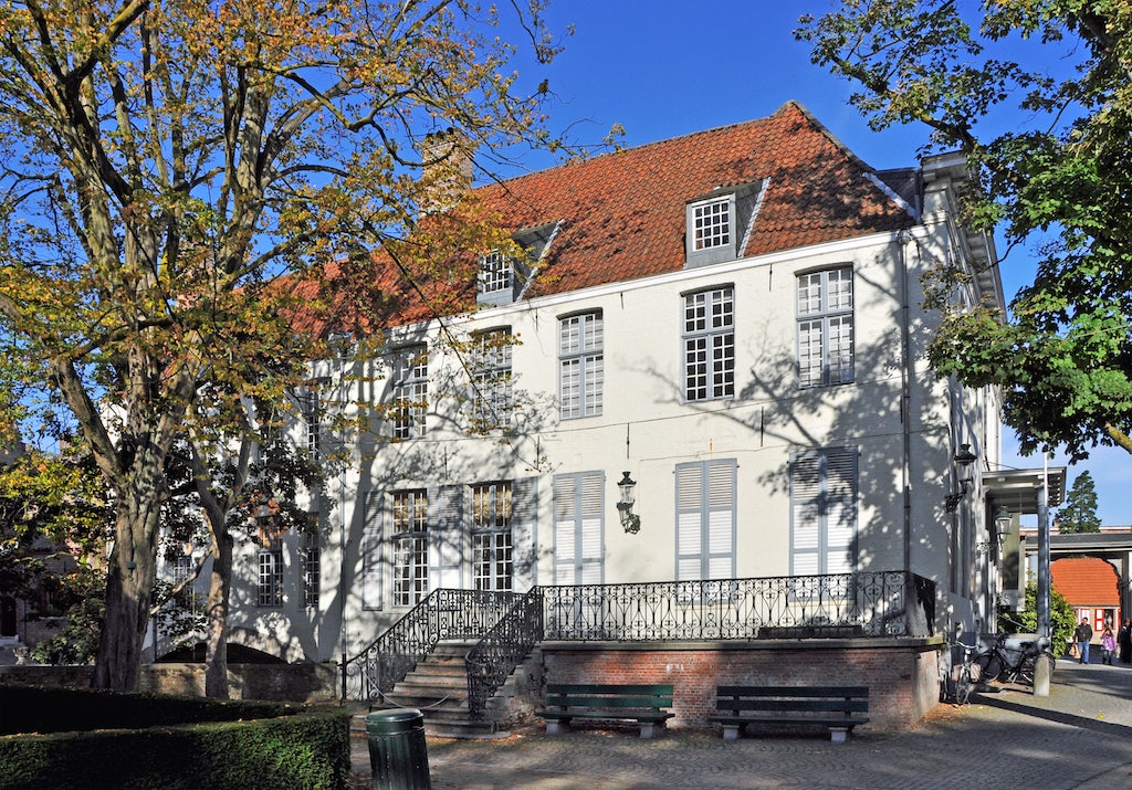 exterior of Arentshuis