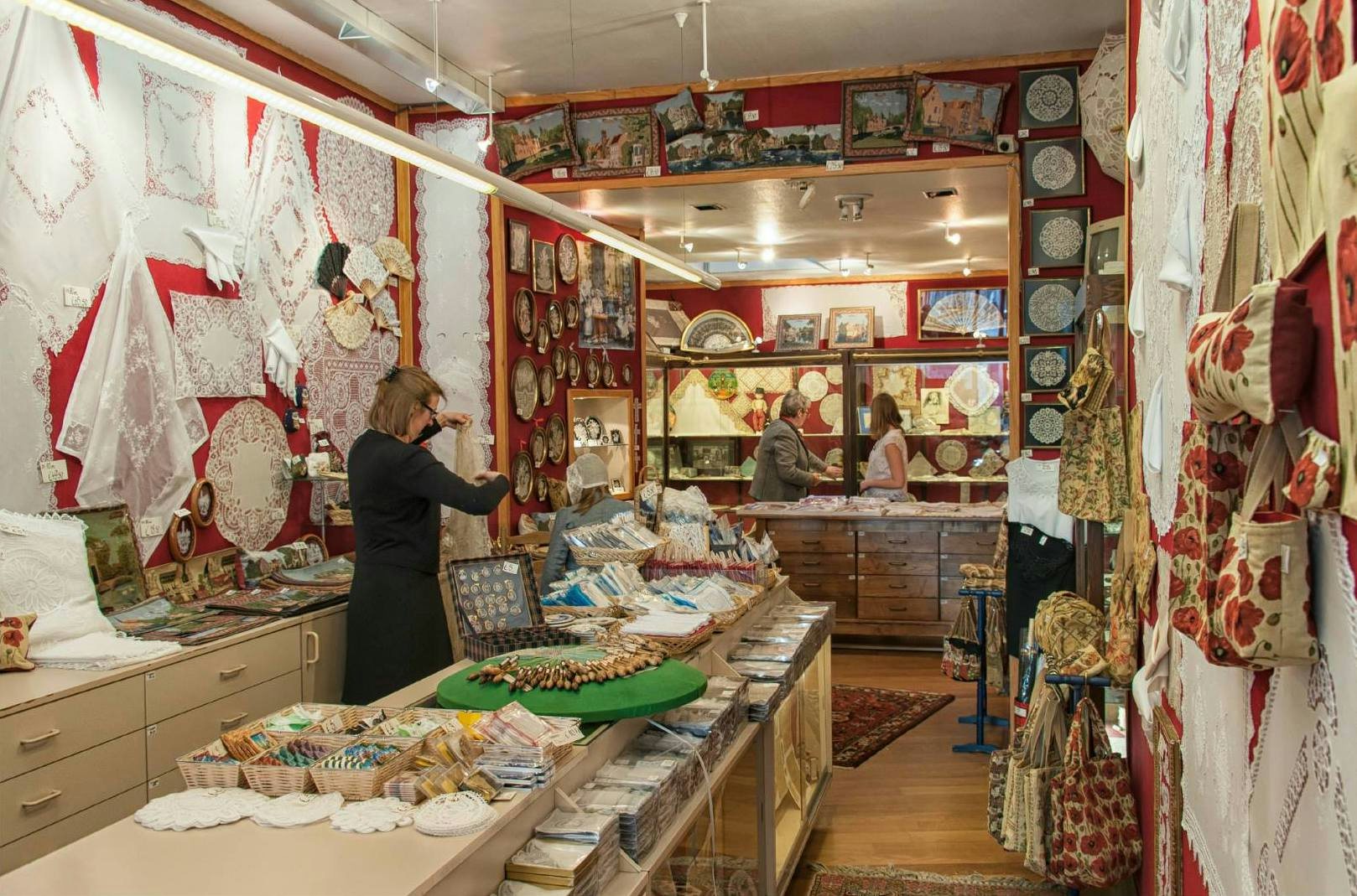 Lace store Rococo in Bruges