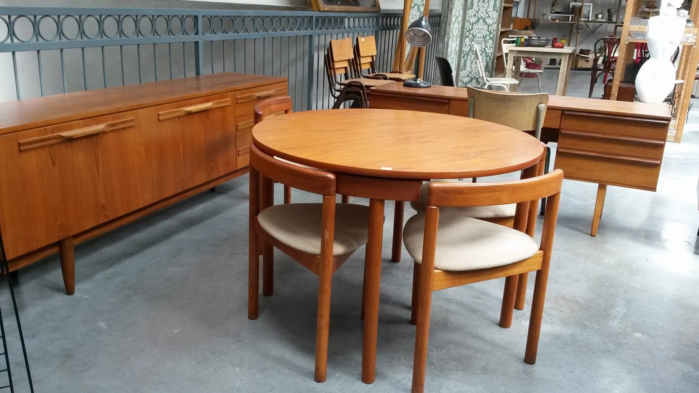 vintage furniture at Antiek-Depot