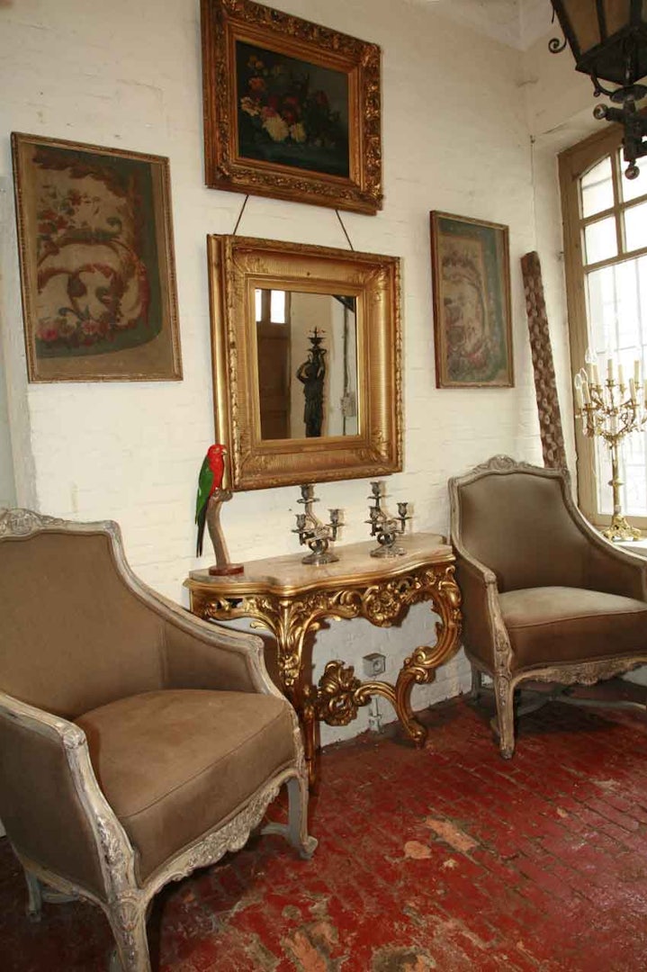 furniture at Henry's Curiosa Ghent