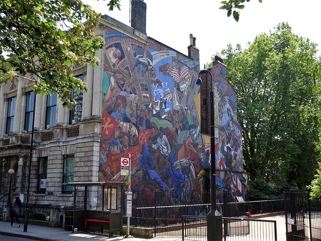 battle of Cable Street mural 