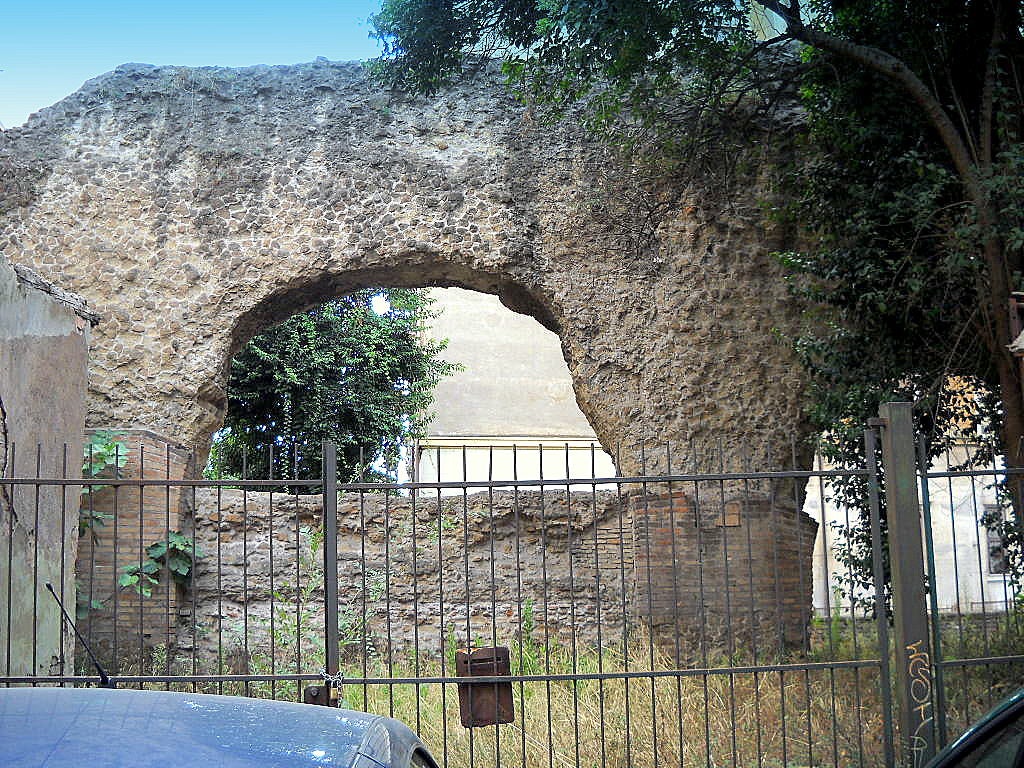 Porticus Aemalia