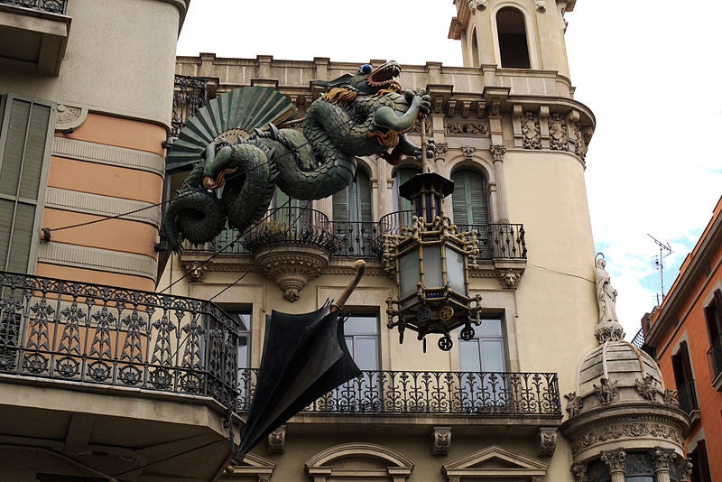 La Casa de las Paraguas at the Rambla