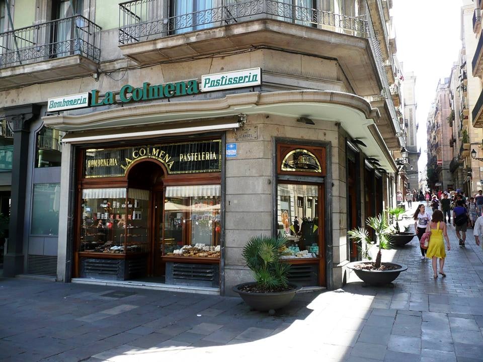 exterior patisseria la colmena
