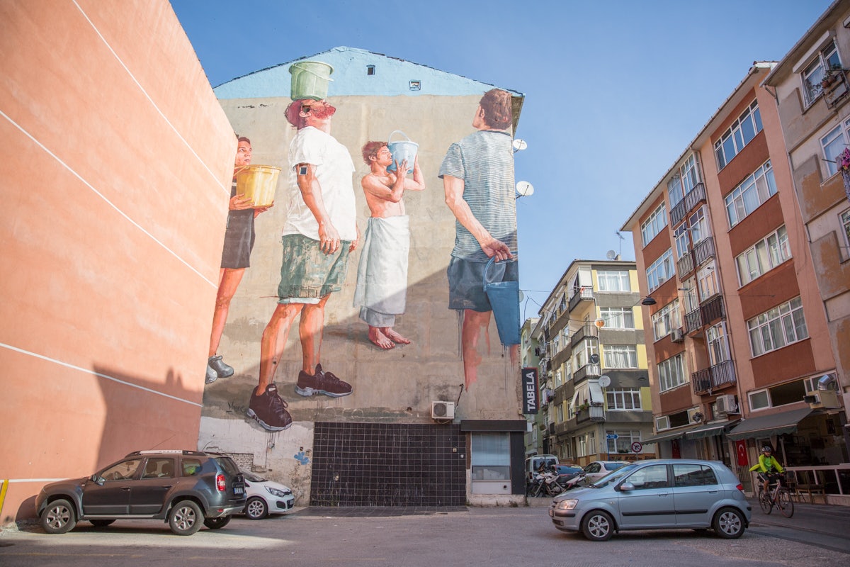 big street mural at Yeldeğirmeni