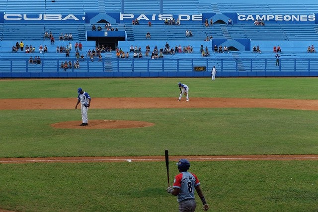 a baseball game in Estadio Latinoamericano