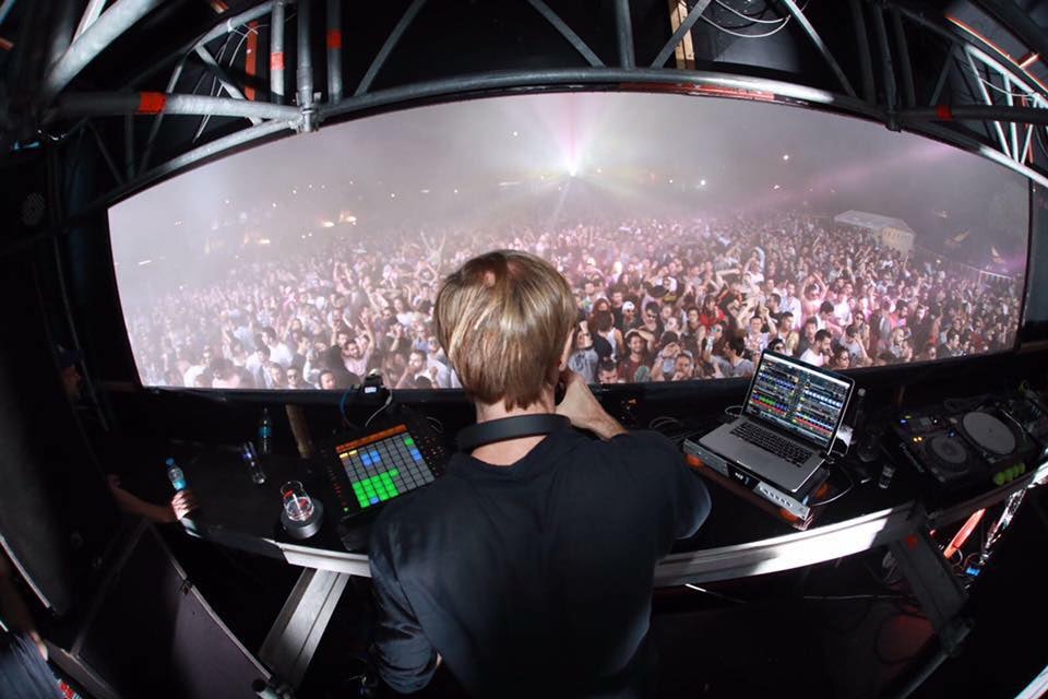 DJ playing at Suma Beach