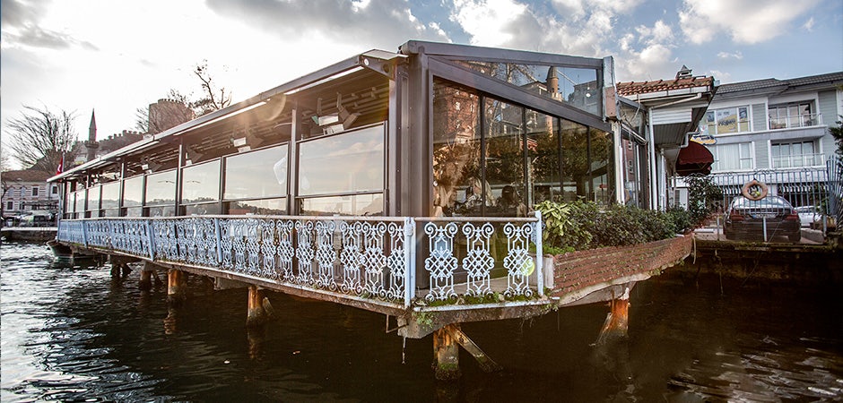 exterior of Rumelihisari İskele Restaurant