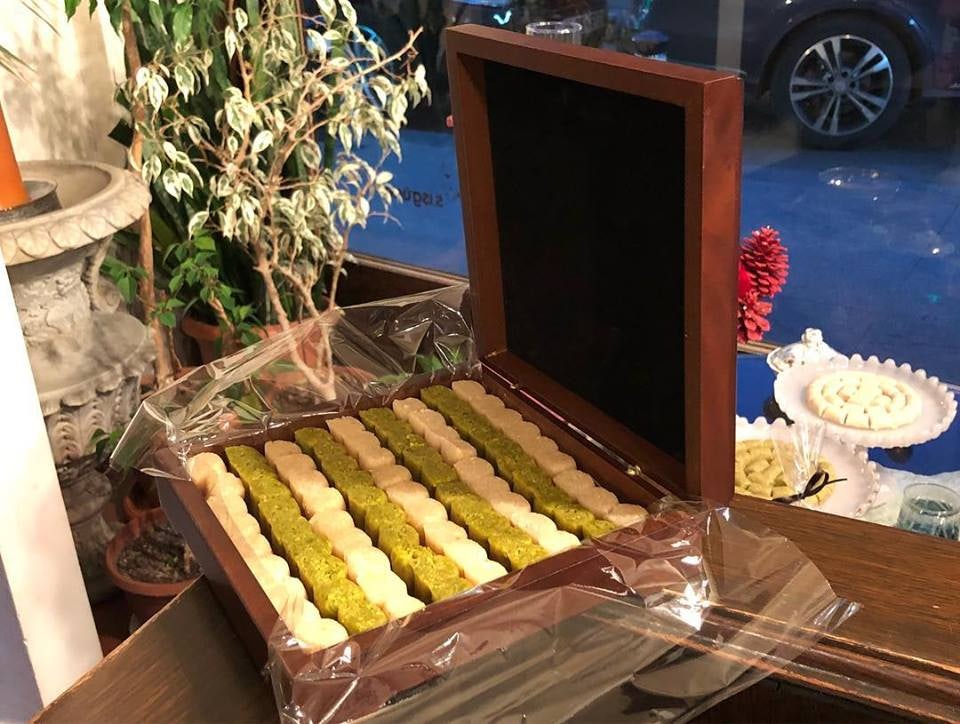 sweets from Meşhur Bebek Badem Ezmesi