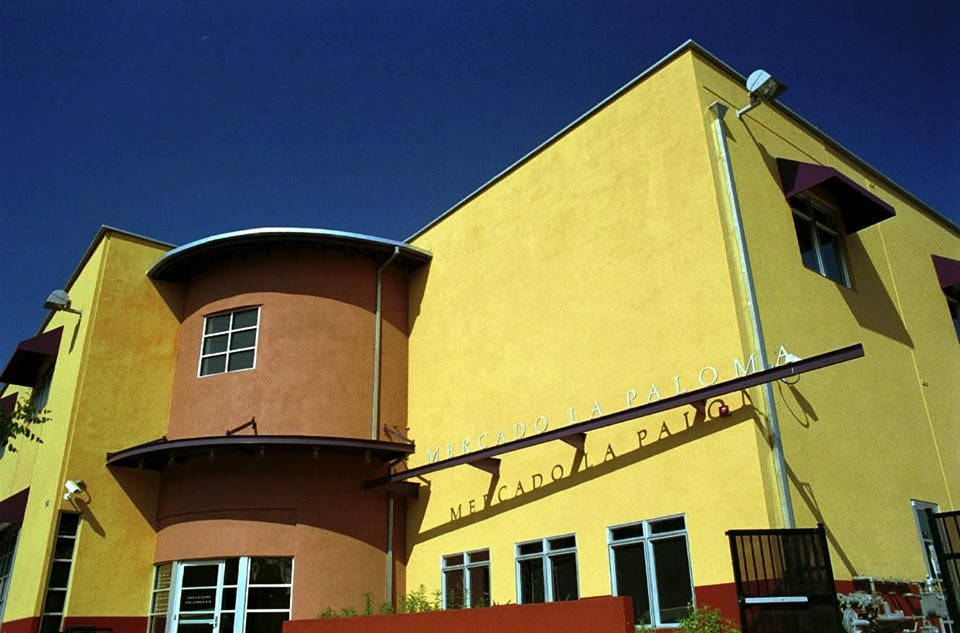 exterior of the Mercado La Paloma